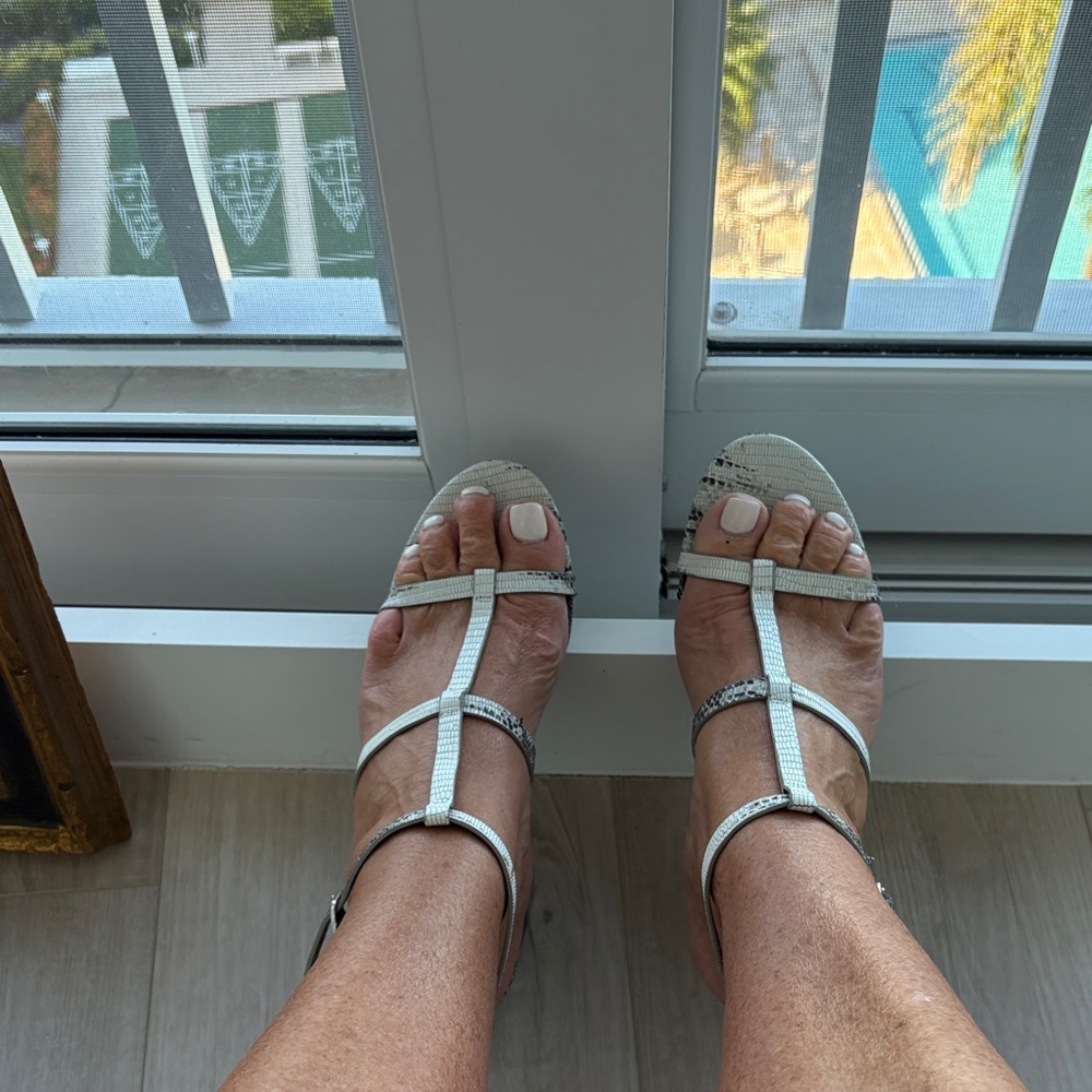 Vince Camuto White and Black Strappy Sandals
